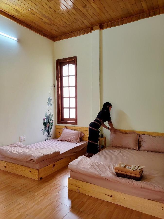 Vita Homestay Mang Den Kon Von Kla Bagian luar foto